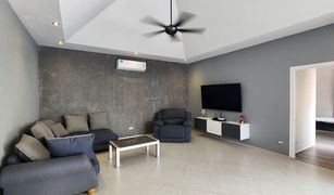 2 Bedrooms Villa for sale in Huai Yai, Pattaya 