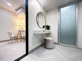 1 Bedroom Condo for sale at The Colory Vivid, Huai Khwang, Huai Khwang