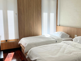 2 Schlafzimmer Reihenhaus zu vermieten in Central Chidlom, Lumphini, Thanon Phet Buri
