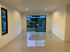 3 Bedroom House for sale at Delight Wongwaen-Watcharapol, Lat Sawai
