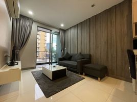 1 спален Кондо на продажу в Trapezo Sukhumvit 16, Khlong Toei