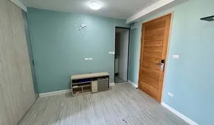 1 Bedroom Condo for sale in Huai Khwang, Bangkok L Style Condo