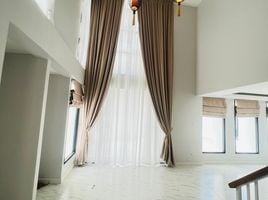 5 Schlafzimmer Villa zu verkaufen im World Club Land, Nong Khwai