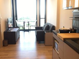 1 Bedroom Apartment for rent at Oka Haus, Khlong Tan