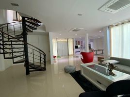 4 Bedroom Villa for sale at Black Mountain Golf Course, Hin Lek Fai