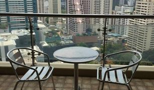 2 Bedrooms Condo for sale in Khlong Toei, Bangkok The Lakes