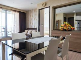 2 спален Кондо в аренду в Rhythm Sathorn, Thung Wat Don