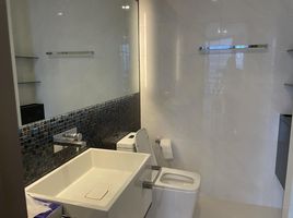 2 Bedroom Apartment for sale at The Room Rama 4, Rong Mueang