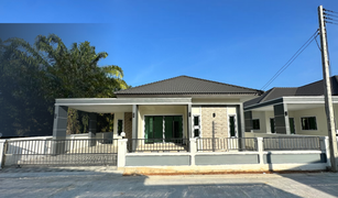 3 Bedrooms House for sale in Chamai, Nakhon Si Thammarat Thanapoom Village