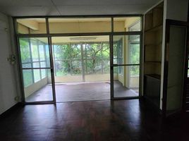 3 Bedroom Villa for sale in DONKI Mall Thonglor, Khlong Tan Nuea, Phra Khanong Nuea
