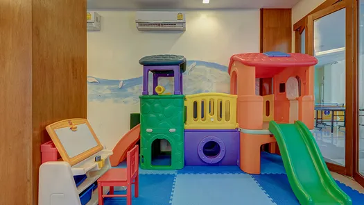 图片 1 of the Indoor Kids Zone at The Pelican Krabi