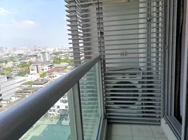 Studio Apartment for rent at The Lofts Ekkamai, Phra Khanong