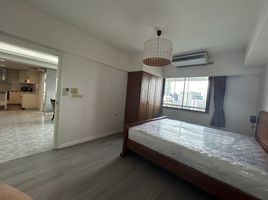 3 Schlafzimmer Appartement zu vermieten im Royal Castle, Khlong Tan Nuea