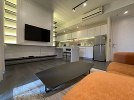 1 спален Кондо в аренду в The Lofts Ekkamai, Phra Khanong