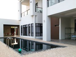 5 Bedroom House for sale at The Pinnacle by Koolpunt Ville 17, Pa Daet
