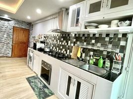 1 Bedroom Condo for rent at Grand Palace, Phlapphla