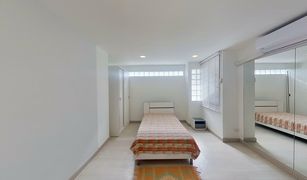 3 Bedrooms Condo for sale in Khlong Tan Nuea, Bangkok Baan Mitra