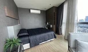 2 Bedrooms Condo for sale in Phra Khanong Nuea, Bangkok Sky Walk Residences