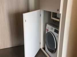 2 Schlafzimmer Appartement zu vermieten im Noble Ploenchit, Lumphini