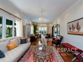 5 Bedroom Villa for sale at Meadows 7, Oasis Clusters, Jumeirah Islands