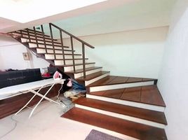 2 Bedroom Townhouse for sale at Chat Narong Place, Phraeksa