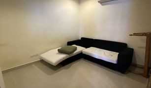 2 Bedrooms Apartment for sale in Khlong Toei Nuea, Bangkok El Patio
