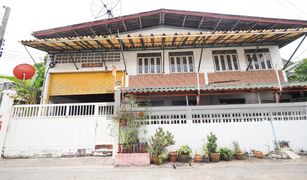 Thepharak, Samut Prakan တွင် 2 အိပ်ခန်းများ ကုန်လှောင်ရုံ ရောင်းရန်အတွက်
