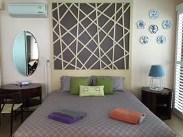 3 спален Кондо в аренду в Baan San Kraam, Ча Ам