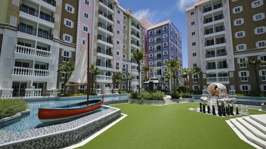 Фото 1 of the Communal Garden Area at Seven Seas Cote d'Azur