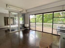 3 Bedroom Apartment for rent at Prompak Gardens, Khlong Tan Nuea