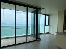 2 Bedroom Condo for sale at Arom Wongamat, Na Kluea, Pattaya