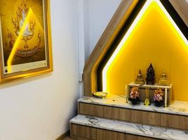 7 Schlafzimmer Haus zu vermieten in Nonthaburi, Bang Talat, Pak Kret, Nonthaburi