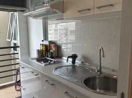 1 спален Кондо в аренду в Lumpini Suite Sukhumvit 41, Khlong Tan Nuea