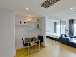 1 Bedroom Condo for rent at Noble Remix, Khlong Tan