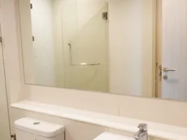 1 Bedroom Condo for rent at Life One Wireless, Lumphini