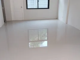 3 Bedroom House for rent at Wayra Biznet Romklao Suvarnabhumi, Khlong Sam Prawet