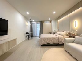 1 Schlafzimmer Wohnung zu verkaufen im J.C. Hill Place Condominium, Chang Phueak
