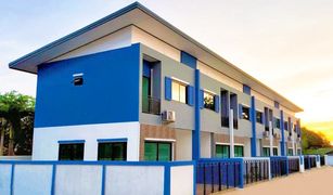 4 chambres Maison de ville a vendre à Sattahip, Pattaya Londonville