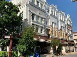 3 спален Таунхаус в аренду в Plus City Park Sukhumvit 101/1, Bang Chak