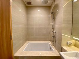 2 Bedroom Condo for sale at Noble BE33, Khlong Tan Nuea