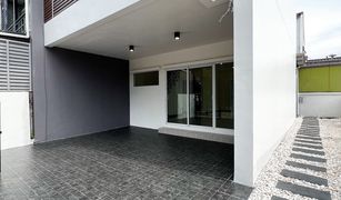 3 Bedrooms Townhouse for sale in Om Kret, Nonthaburi The Trust Town Ratchapruk-Rattanatibet
