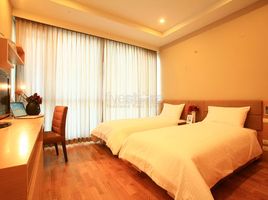 3 спален Кондо в аренду в 39 Boulevard Executive Residence, Khlong Tan Nuea