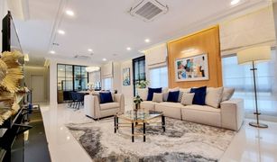 5 Bedrooms Villa for sale in Saphan Sung, Bangkok Nantawan Rama 9 - New Krungthepkretha