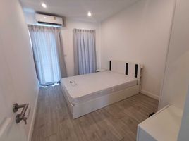 3 Schlafzimmer Reihenhaus zu vermieten im East Bangtao Ville, Thep Krasattri, Thalang, Phuket