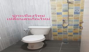 3 Bedrooms Townhouse for sale in Lahan, Nonthaburi 