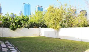 Вилла, 4 спальни на продажу в Emirates Hills Villas, Дубай Meadows 1