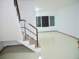 4 Schlafzimmer Reihenhaus zu vermieten in Bangkok, Suan Luang, Suan Luang, Bangkok