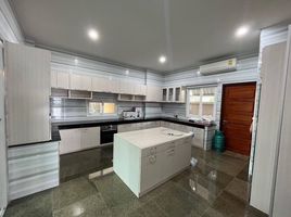 6 Bedroom House for sale at Anchana, Pak Nam