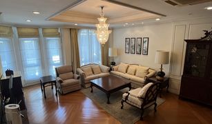 4 Bedrooms Townhouse for sale in Khlong Toei Nuea, Bangkok 