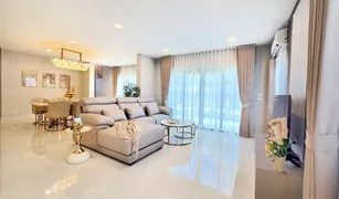 4 Bedrooms House for sale in Bang Kaeo, Samut Prakan Centro Bangna